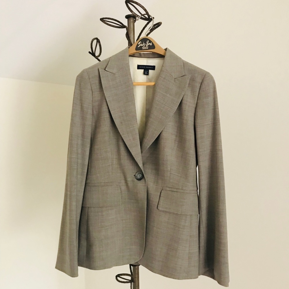 Banana Republic Gray Suit